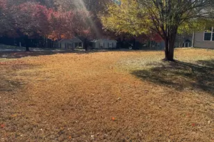 180 Laurel Oaks Ln, Jefferson, GA 30549 - Photo 4