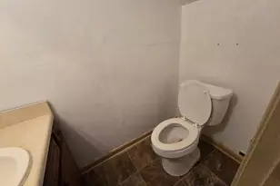 1685 Hunting Creek Dr SE, Conyers, GA 30013 - Photo 12