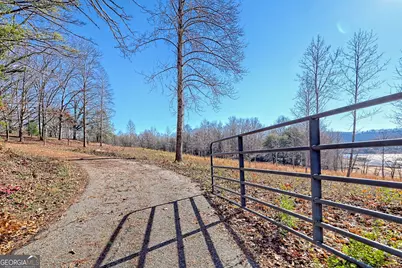 314 Lakeside Drive, Hiawassee, GA 30546 - Photo 2