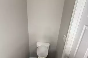 1607 Hallmark Hills Dr, Griffin, GA 30223 - Photo 10