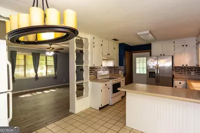 274 S Anita Street, Waycross, GA 31503 - Photo 14