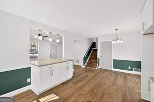 7336 Camelot Ct, Riverdale, GA 30296 - Photo 6