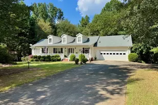 127 Cherokee Trail, Hoschton, GA 30548 - Photo 2