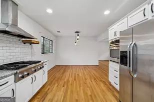 2562 Farley St, East Point, GA 30344 - Photo 10