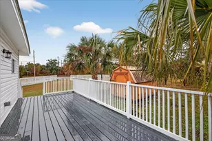 227 Glass St, Savannah, GA 31415 - Photo 22