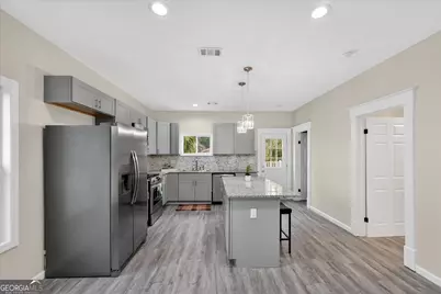 227 Glass Street, Savannah, GA 31415 - Photo 12