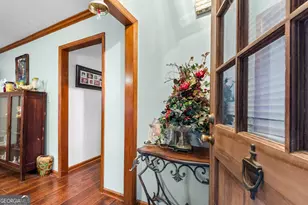 102 Hayes Cir, Rex, GA 30273 - Photo 6