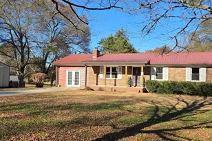 1024 Mt Olivet Rd, Hartwell, GA 30643 - Photo 2