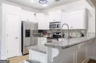 4052 Glen Laurel Dr E, Valdosta, GA 31605 - Photo 8