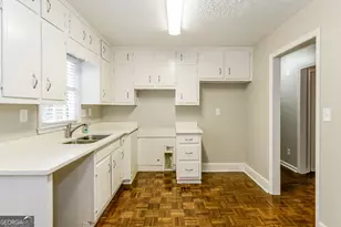 17 Juliana Ct, Ellenwood, GA 30294 - Photo 6