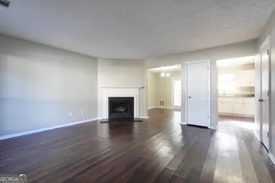 5702 Wells Circle, Stone Mountain, GA 30087 - Photo 14