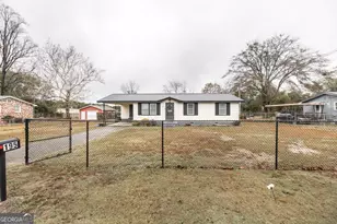 195 Wimberly Dr, Jeffersonville, GA 31044 - Photo 2