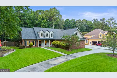 150 Oak Manor, Fayetteville, GA 30214 - Photo 1