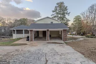 2067 Tanglewood Dr, Snellville, GA 30078 - Photo 36