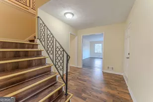 2067 Tanglewood Dr, Snellville, GA 30078 - Photo 4