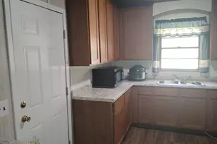 402 S Berrien St, Nashville, GA 31639 - Photo 10