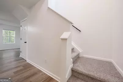 6823 Merrywood Drive, Fairburn, GA 30213 - Photo 8