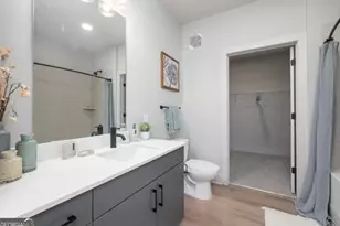 1400 Laurel Crossing Pkwy, Buford, GA 30519 - Photo 10