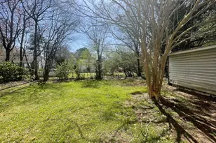 2066 Ben Hill Rd, East Point, GA 30344 - Photo 4