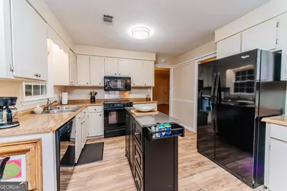 1009 N Davis Drive, Perry, GA 31069 - Photo 32