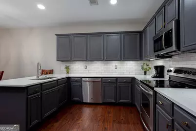 1545 Reel Lake Drive SW #304, Atlanta, GA 30331 - Photo 12