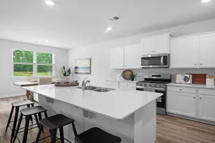 321 Royal Fern Ln, Statesboro, GA 30461 - Photo 2