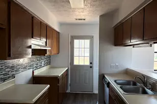 169 Ext N Jefferson St, Lyons, GA 30436 - Photo 6