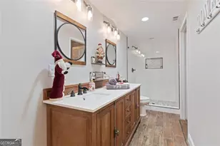 505 Wyncourtney Dr NE, Sandy Springs, GA 30328 - Photo 8