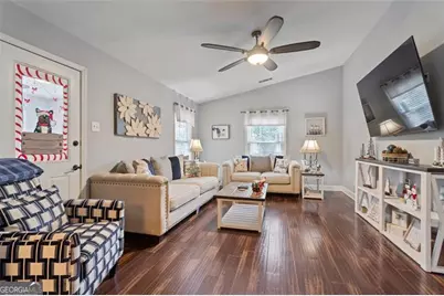 505 Wyncourtney Drive NE, Sandy Springs, GA 30328 - Photo 12