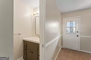 5170 Lost Dutchman Dr, Lithonia, GA 30038 - Photo 2