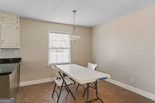 5170 Lost Dutchman Dr, Lithonia, GA 30038 - Photo 18