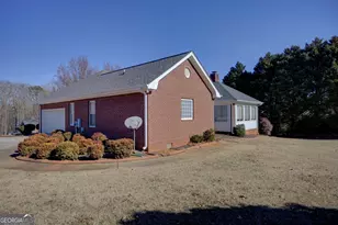 1245 Bent Creek Dr, McDonough, GA 30252 - Photo 4