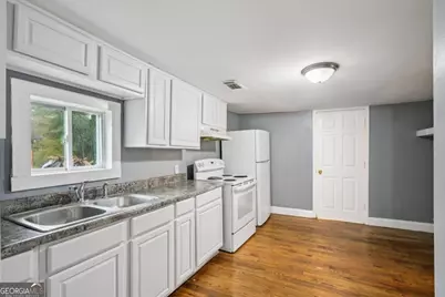 5160 Avery Street SW, Covington, GA 30014 - Photo 10