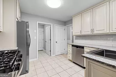 193 Kingsbrook Circle, Newnan, GA 30265 - Photo 18