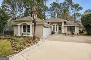 237 Cardinal Cir W, Saint Marys, GA 31558 - Photo 2