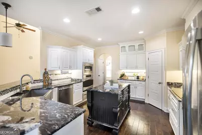 201 Running Creek Drive, Warner Robins, GA 31088 - Photo 10