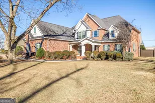 201 Running Creek Dr, Warner Robins, GA 31088 - Photo 1