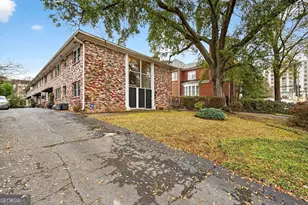 3668 Kingsboro Rd NE, Atlanta, GA 30319 - Photo 6