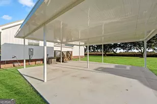 1335 Clifford Loop, Blackshear, GA 31516 - Photo 18