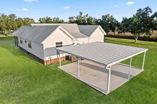 1335 Clifford Loop, Blackshear, GA 31516 - Photo 8