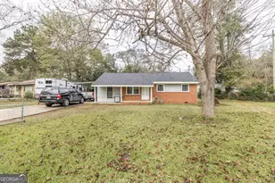 100 Ravenwood Way, Warner Robins, GA 31093 - Photo 2