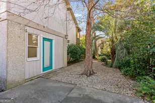 608 Palmetto St, Saint Simons, GA 31522 - Photo 22