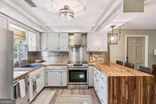 608 Palmetto St, Saint Simons, GA 31522 - Photo 8