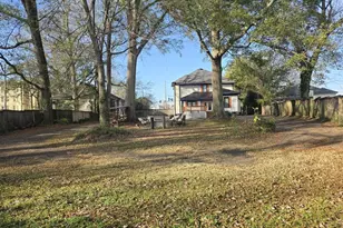 402 Meriwether St, Griffin, GA 30224 - Photo 36