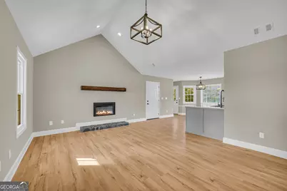 388 Kay Drive, Winder, GA 30680 - Photo 8