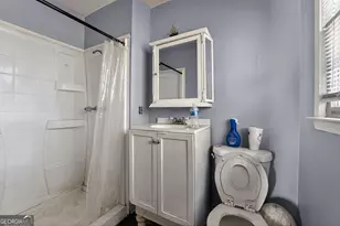 4579 Tudor Castle Dr, Decatur, GA 30035 - Photo 10