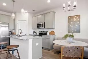 11537 Kimberly Way, Hampton, GA 30228 - Photo 6