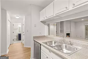 3655 Habersham Rd NE, Atlanta, GA 30305 - Photo 14