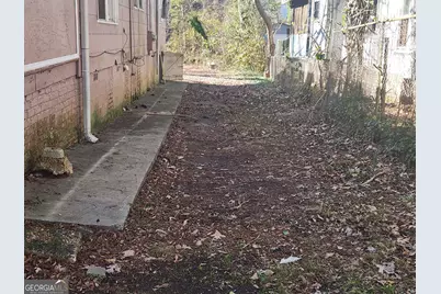 750 Alta Place NW, Atlanta, GA 30318 - Photo 4
