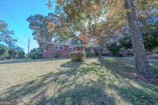 100 Belmont Dr, Warner Robins, GA 31088 - Photo 2